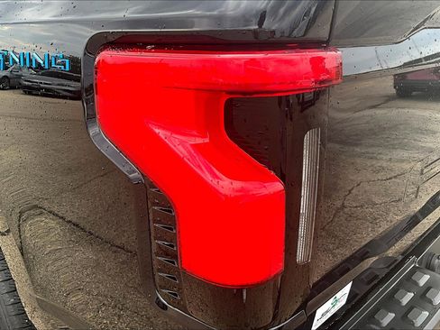 Used 2024 Ford F150 Lightning Flash image 28