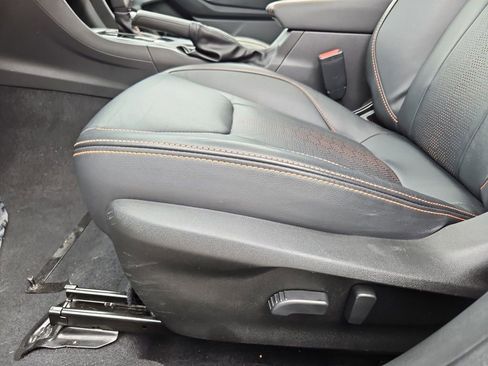 Used 2023 Subaru Crosstrek 2.5i Limited w/ Moonroof Package image 15