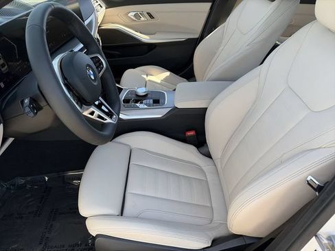 Used 2026 BMW 330i Sedan w/ M Sport Package RWD image 19