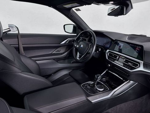 Used 2021 BMW 430i Convertible w/ Premium Package image 30