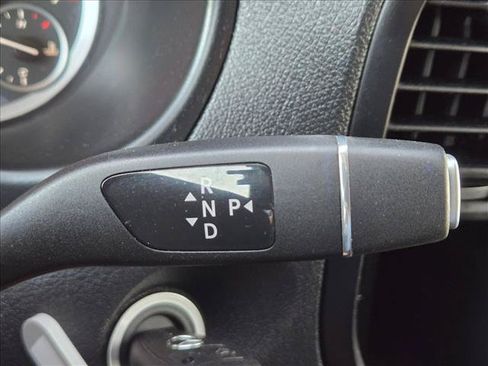 Used 2021 Mercedes-Benz Metris Passenger image 16