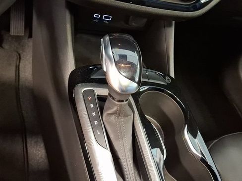 Used 2024 Buick Envista Sport Touring w/ Convenience I Package FWD image 15