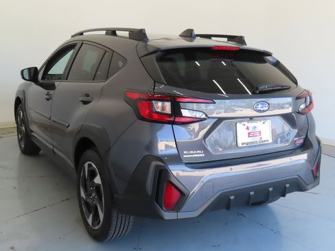 Used 2025 Subaru Crosstrek 2.5i Limited w/ Crosstrek Mirror Package image 8