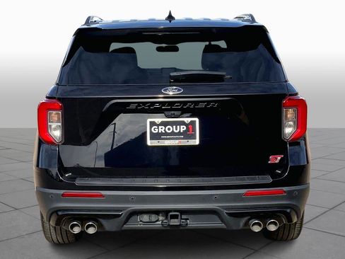 Certified 2020 Ford Explorer ST w/ Premium Technology Package image 4