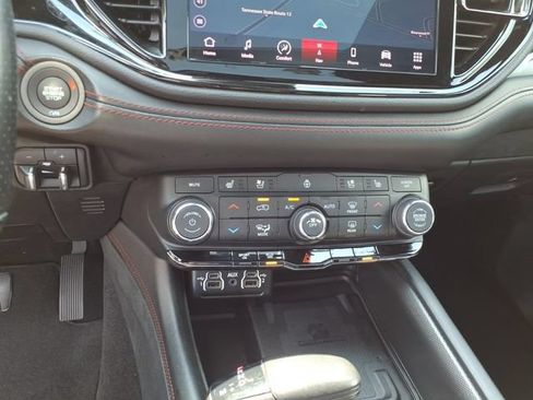 Used 2023 Dodge Durango R/T RWD image 24