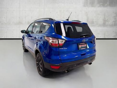 Used 2018 Ford Escape SE w/ SE Sport Appearance Package image 7