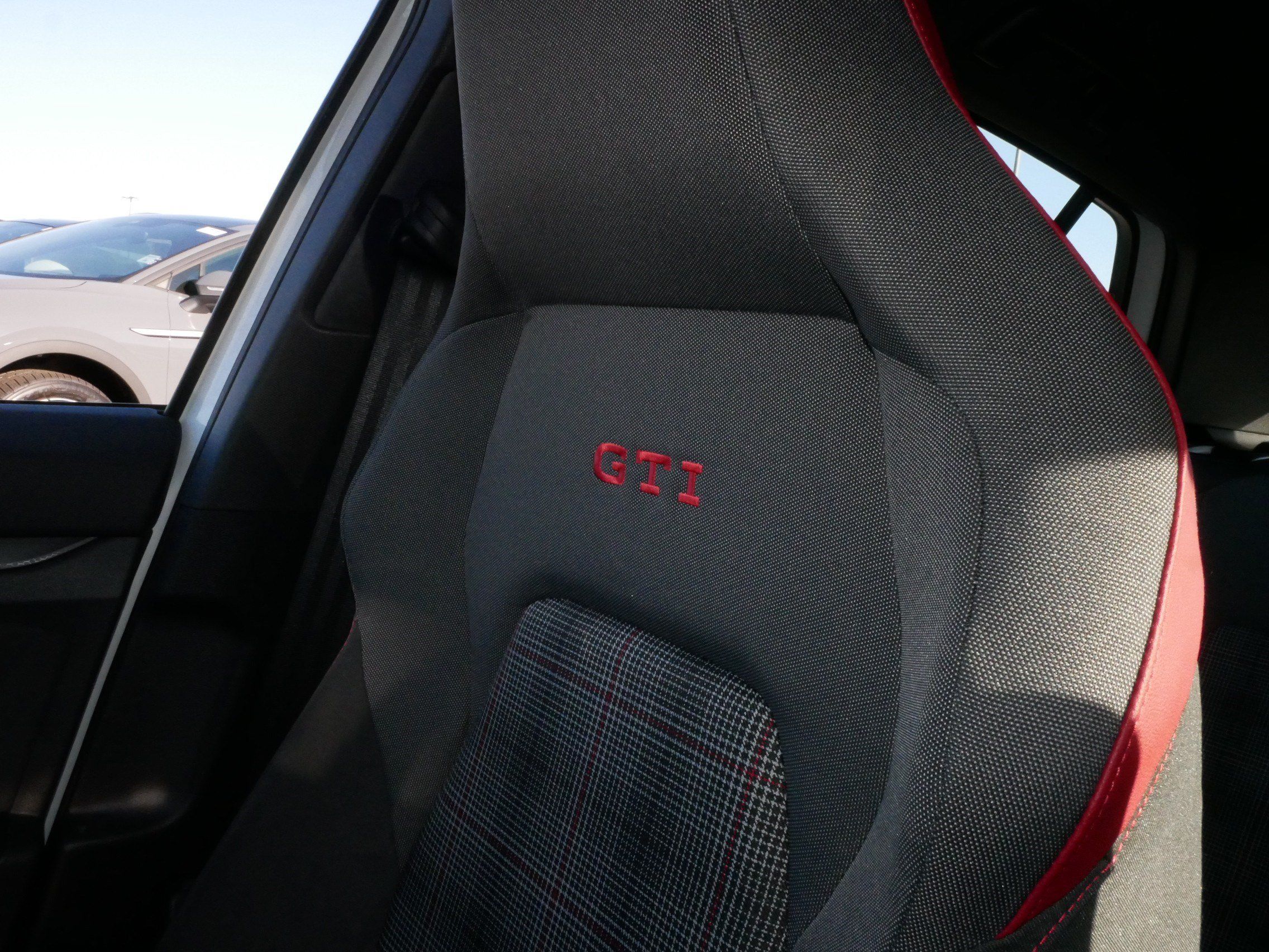 Certified 2024 Volkswagen GTI SE FWD image 29