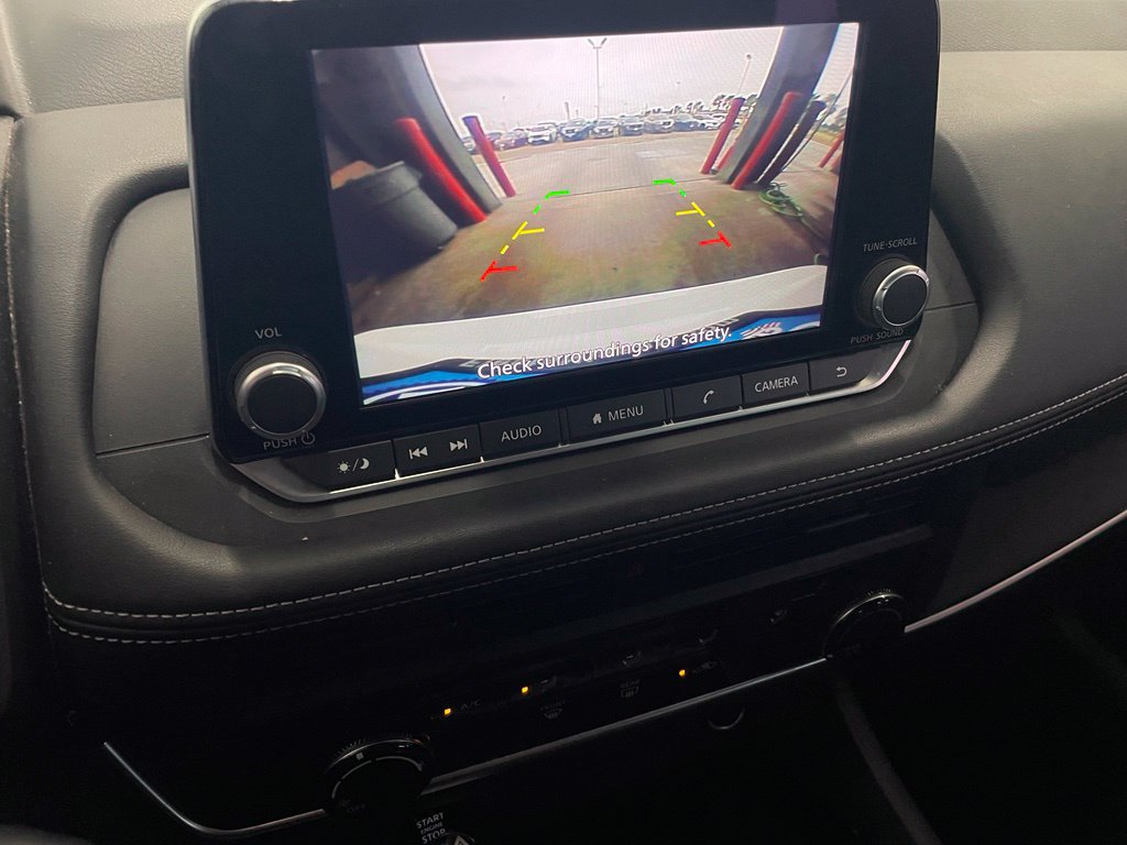 Certified 2025 Nissan Rogue S FWD image 8