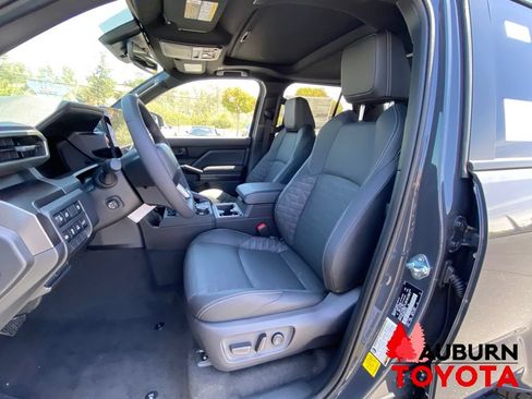New 2026 Toyota 4Runner TRD Off-Road Premium AWD/4WD image 31