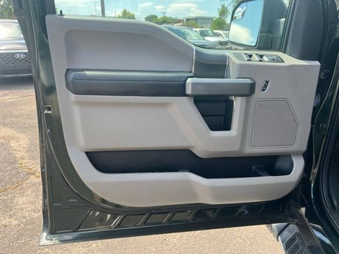 Used 2016 Ford F150 XLT w/ Equipment Group 302A Luxury AWD/4WD image 14