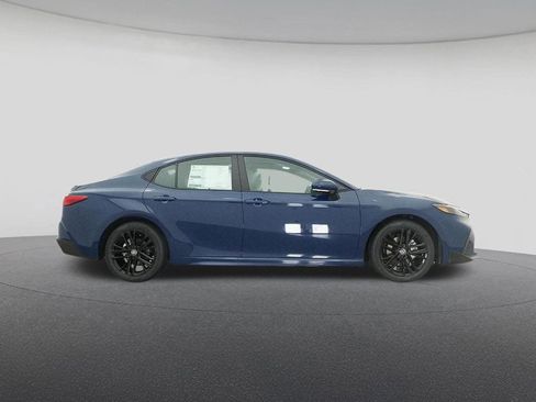 New 2026 Toyota Camry SE image 27