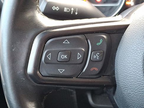 Certified 2019 Jeep Wrangler Sport image 19