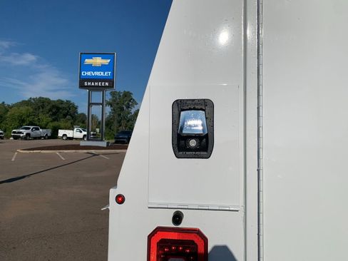 New 2025 Chevrolet Express 3500 w/ Power Convenience Package image 18