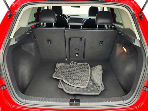 Used 2022 Volkswagen Taos SE w/ Panoramic Sunroof Package image 21