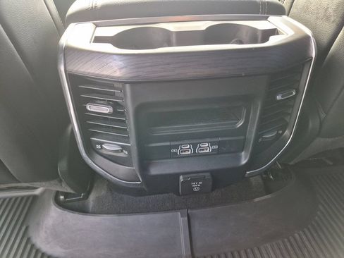 Used 2023 RAM 1500 Laramie AWD/4WD image 16