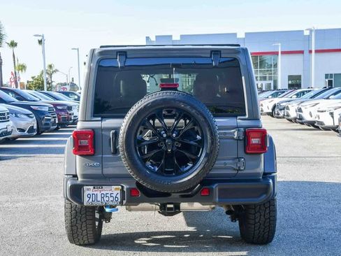 Used 2023 Jeep Wrangler Sahara image 9