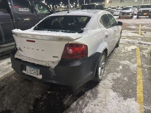 Used 2011 Dodge Avenger Heat image 8