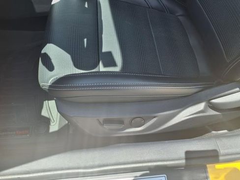 Used 2024 Ford Mustang Premium image 12