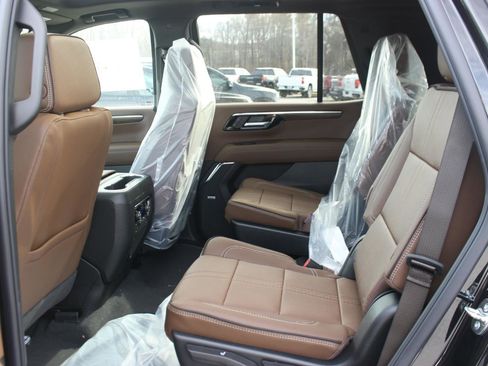 New 2026 Chevrolet Tahoe High Country image 13