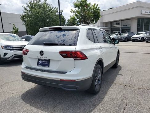 Certified 2023 Volkswagen Tiguan SE FWD image 4