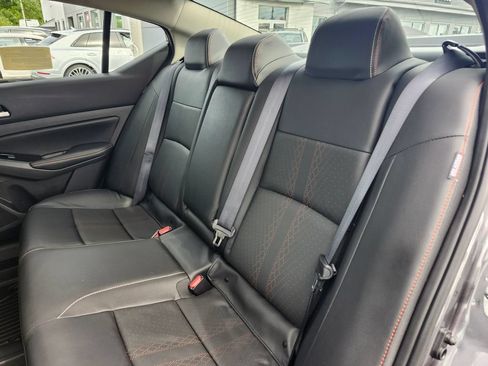 Used 2025 Nissan Altima 2.5 SR w/ SR Premium Package AWD/4WD image 9