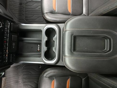 Used 2020 GMC Sierra 1500 AT4 w/ AT4 Premium Package AWD/4WD image 36