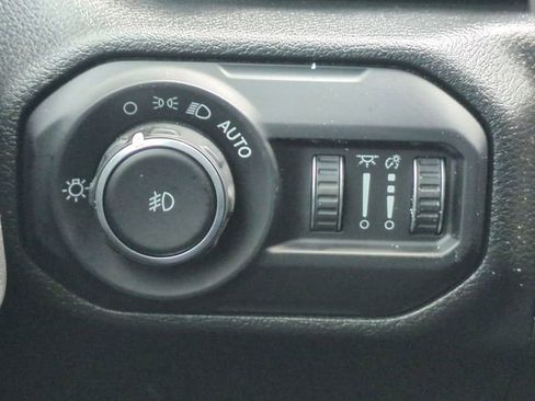 Certified 2022 Jeep Wrangler Unlimited Sport AWD/4WD image 16