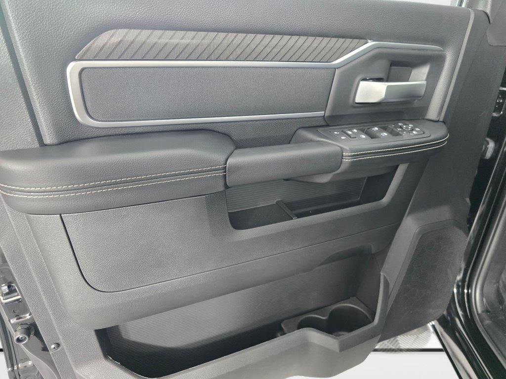 New 2026 RAM 2500 Big Horn AWD/4WD image 20