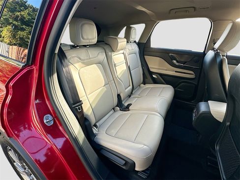 Used 2025 Lincoln Corsair AWD w/ Equipment Group 101A image 26