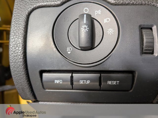 Used 2010 Ford Mustang Coupe RWD image 27