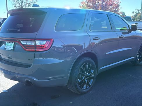 Used 2022 Dodge Durango GT image 3