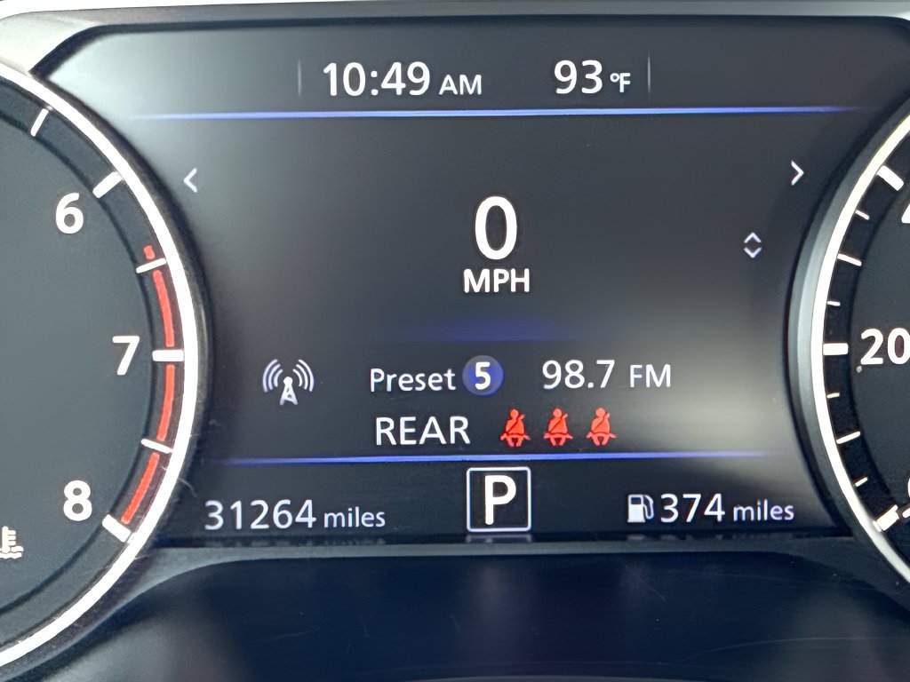 Used 2025 Nissan Altima 2.5 SV FWD image 19