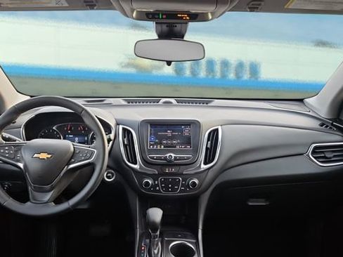 Used 2024 Chevrolet Equinox LT image 15