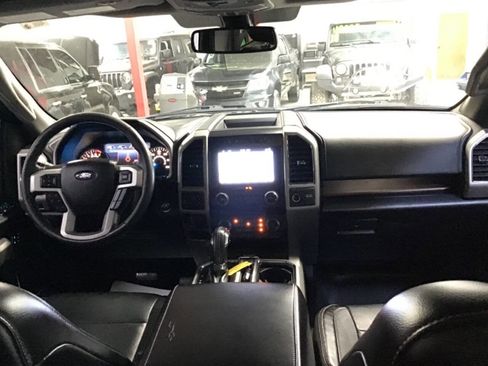 Used 2017 Ford F150 Lariat w/ Equipment Group 502A Luxury AWD/4WD image 27