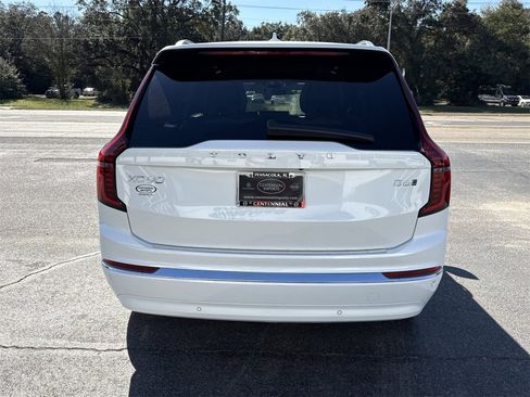 New 2026 Volvo XC90 B6 Plus w/ Protection Package Premier image 4