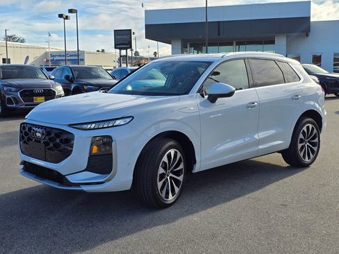 New 2026 Audi Q3 quattro 2.0T image 2