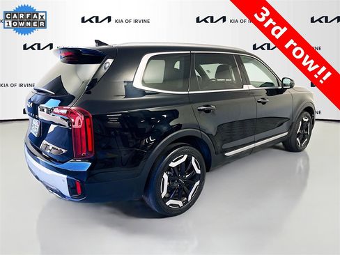 Used 2023 Kia Telluride S image 8