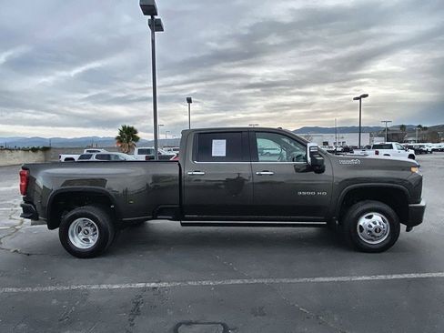 Certified 2023 Chevrolet Silverado 3500 High Country image 31