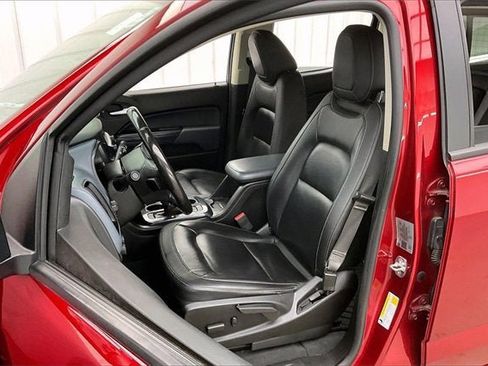 Certified 2022 Chevrolet Colorado Z71 w/ Trail Boss Package image 8