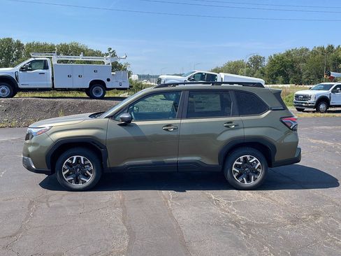 New 2026 Subaru Forester Premium AWD/4WD image 2