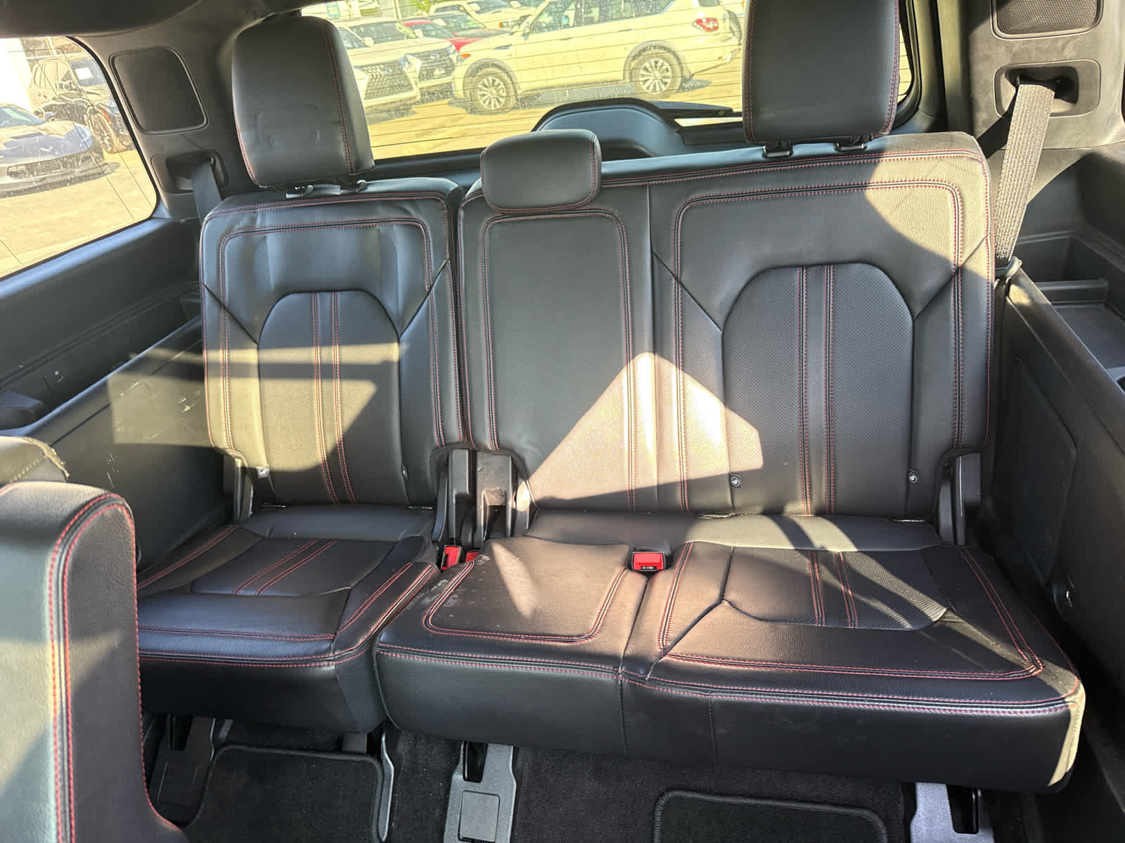 Used 2020 Ford Expedition Limited w/ Equipment Group 303A RWD image 9