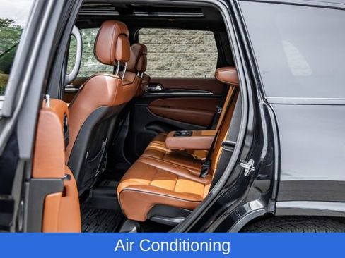Used 2020 Jeep Grand Cherokee Overland AWD/4WD image 26
