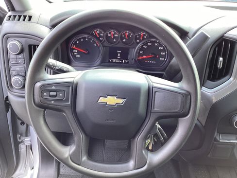 Used 2021 Chevrolet Silverado 1500 Custom AWD/4WD image 15