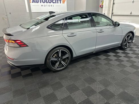 Used 2024 Honda Accord Sport image 11