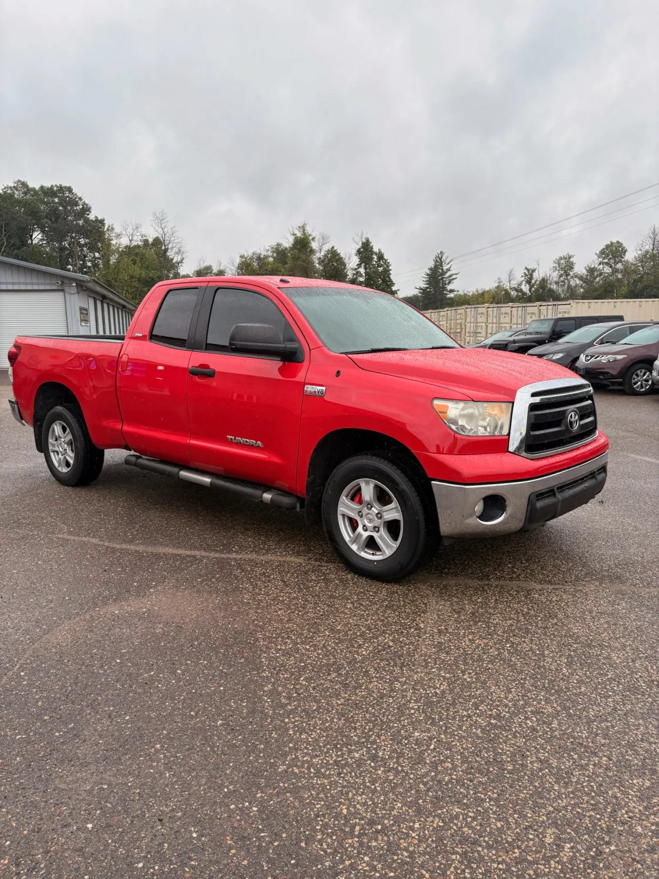 Used 2011 Toyota Tundra 4x4 Double Cab w/ SR5 Pkg image 3