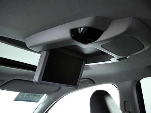 Used 2022 Honda Pilot Touring image 17