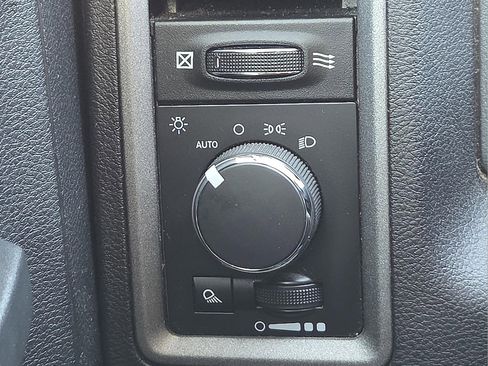 Used 2018 RAM 1500 Tradesman w/ Popular Equipment Group image 20