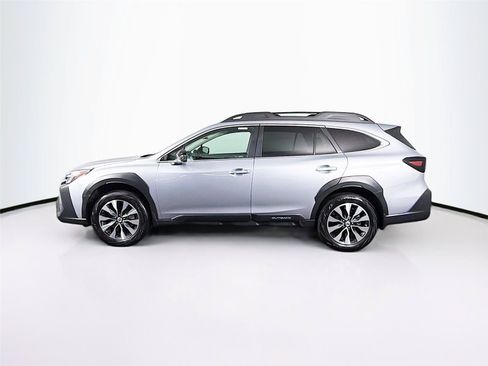 Used 2025 Subaru Outback Limited AWD/4WD image 8