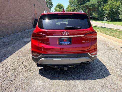 Used 2019 Hyundai Santa Fe AWD image 4