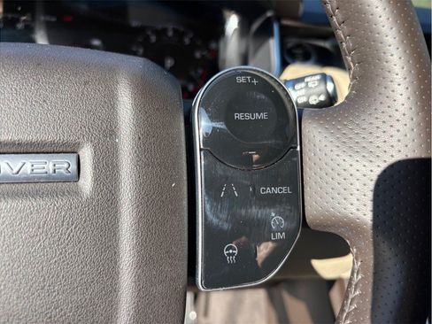 Used 2019 Land Rover Range Rover Sport HSE AWD/4WD image 24